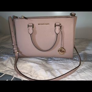 michael kors crossbody bag